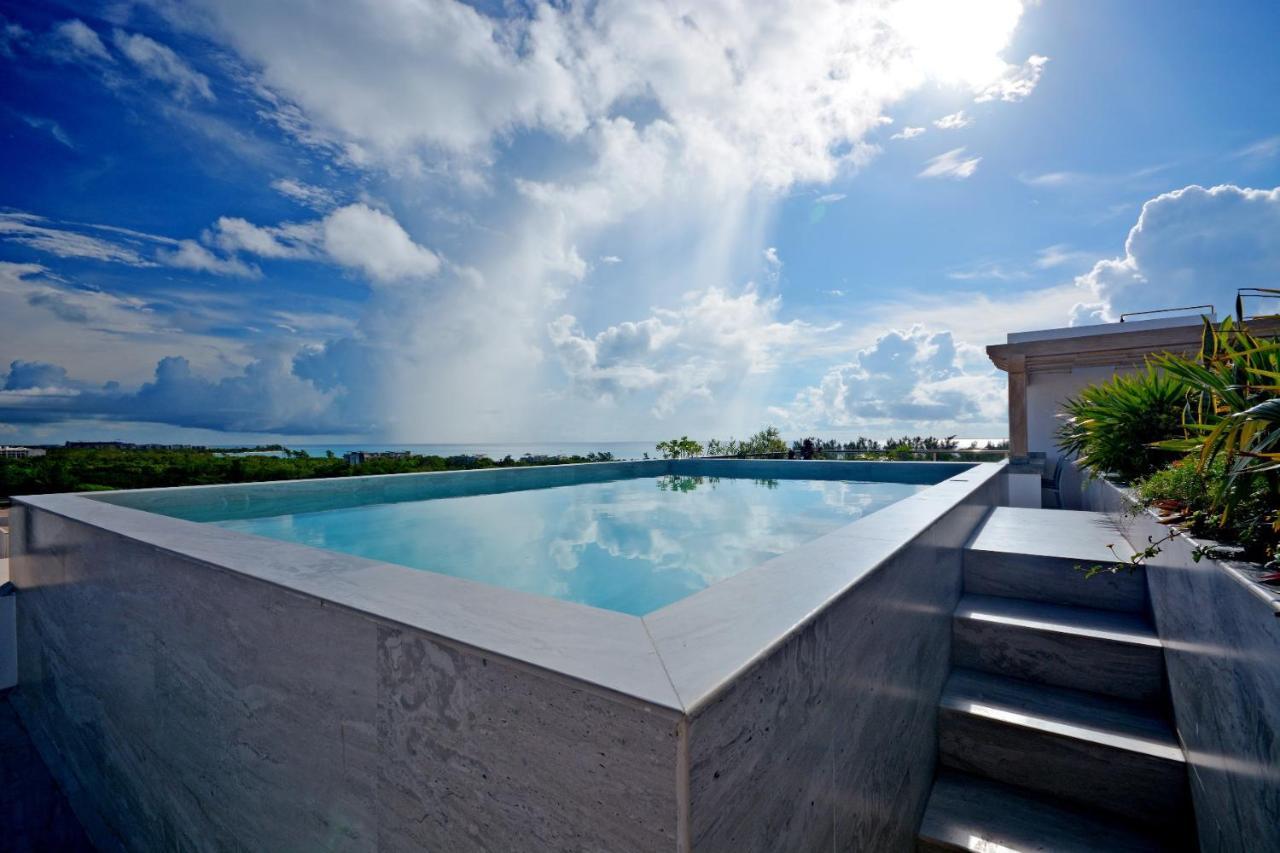 Mayan Monk Suites Плайя-дель-Кармен Екстер'єр фото